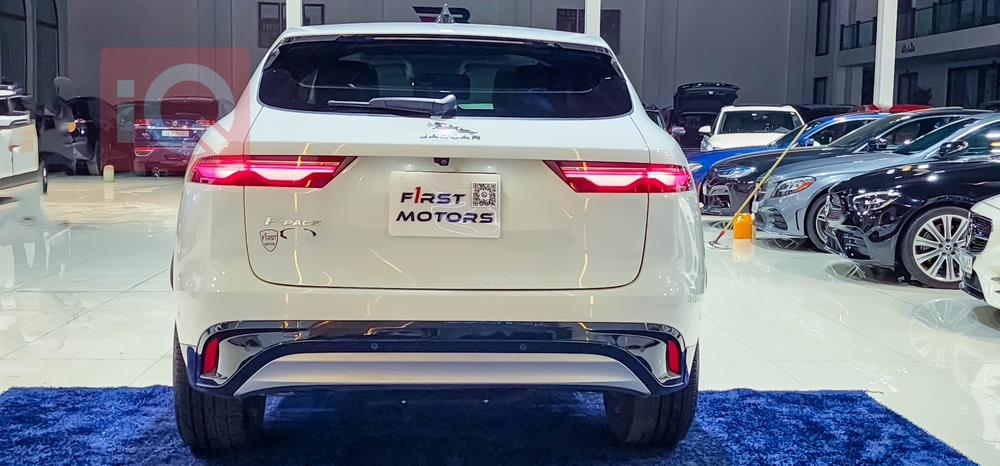 جاگوار F-Pace